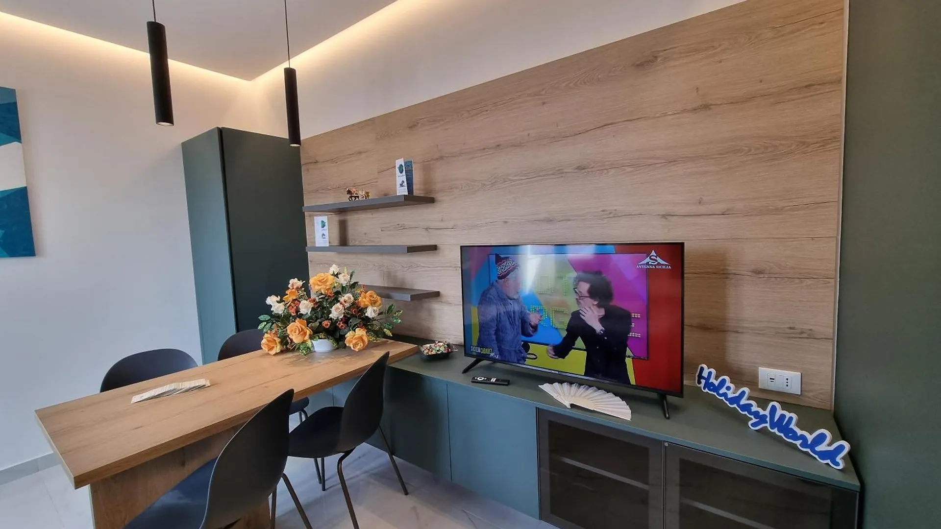 Maxela Penthouse By Holiday World Palermo Italy